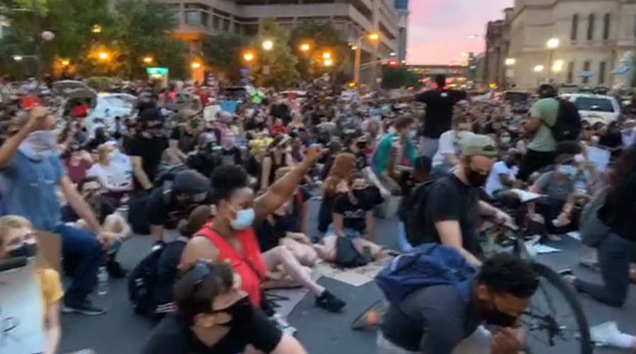 Moment of silence at 6-5-2020 protests