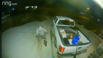 Burglar Sprayed By Powerful Sprinkler