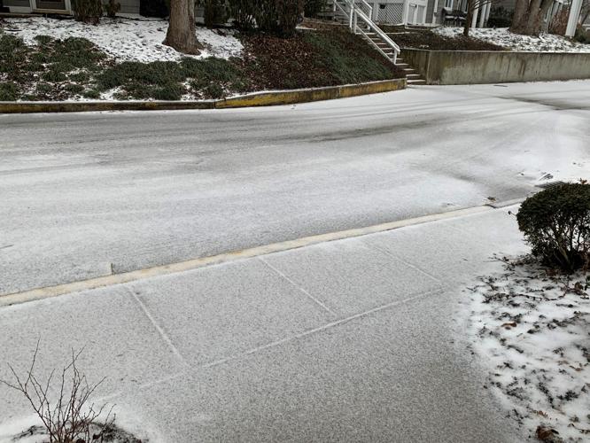 SNOW - CLIFTON HEIGHTS - 2-10-2021 5.jpg