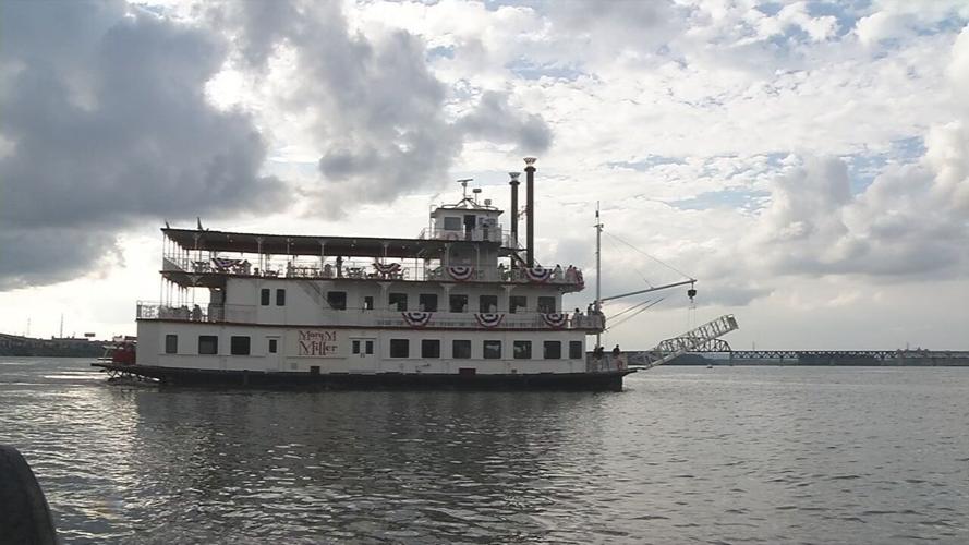 The Mary W. Miller in tribute to Great Steamboat Race 2020