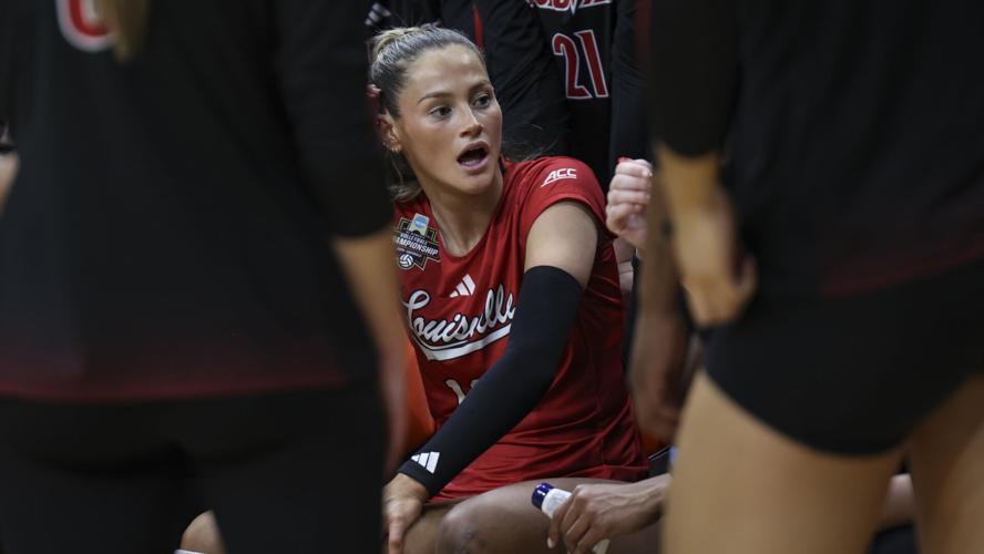 Louisville volleyball Final Four-24.jpg