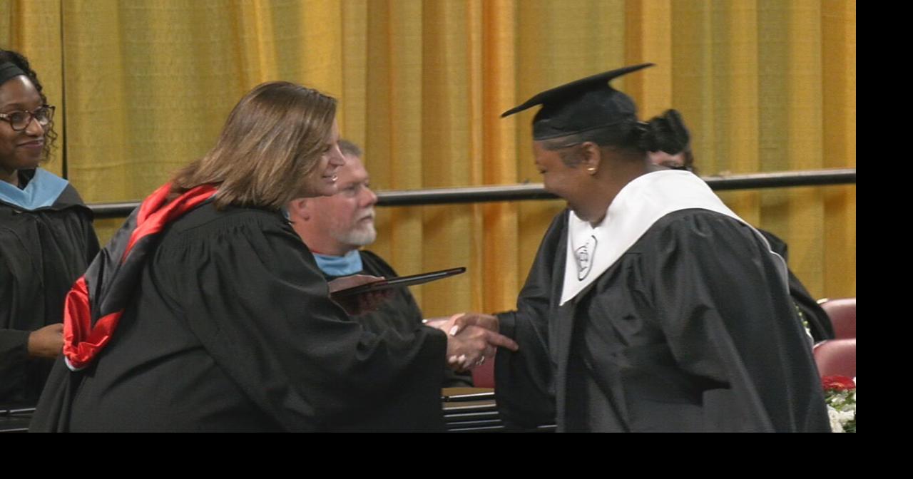 JCPS graduation ceremonies being held this weekend Education