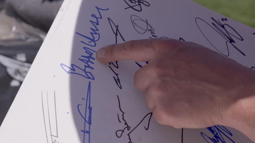 Indy 500 signature page