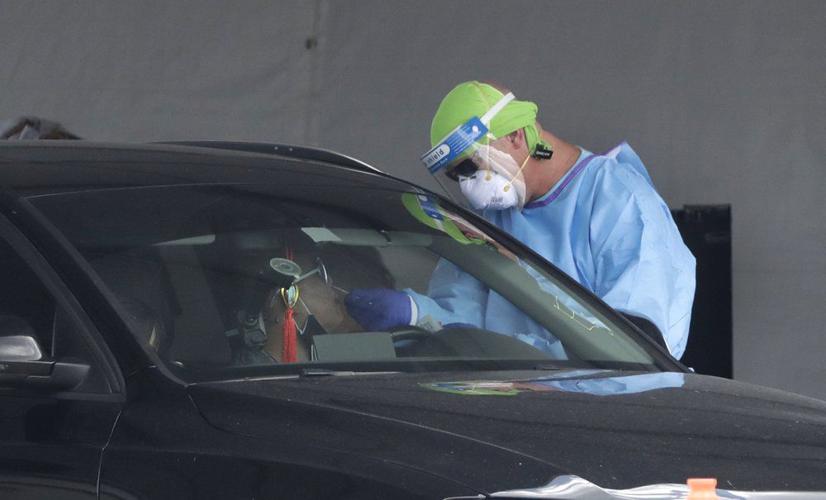 COVID-19 drive-thru test Florida