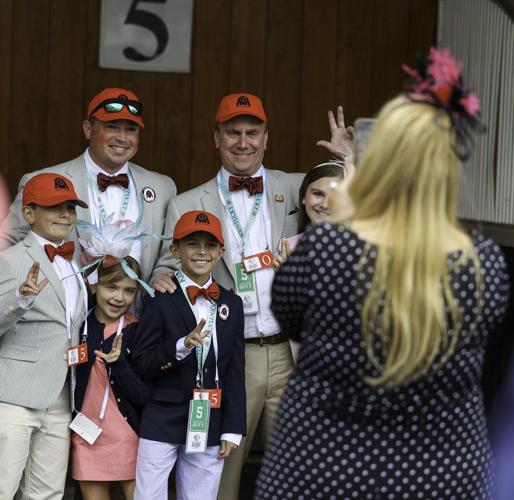 Kentucky Derby fans