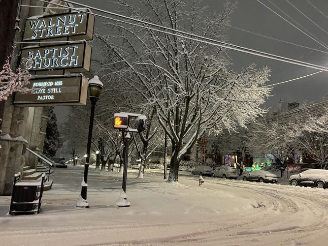 Old Louisville snow 12/02/2025