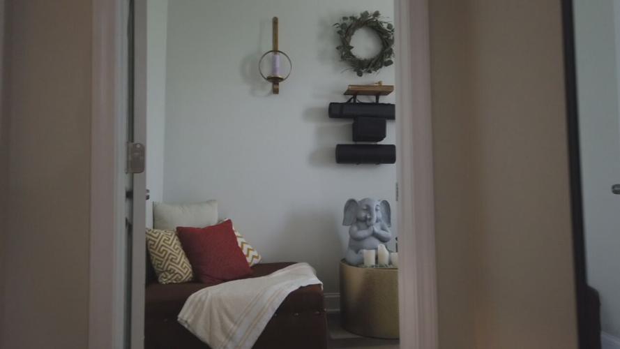 Airbnb in Russell neighborhood