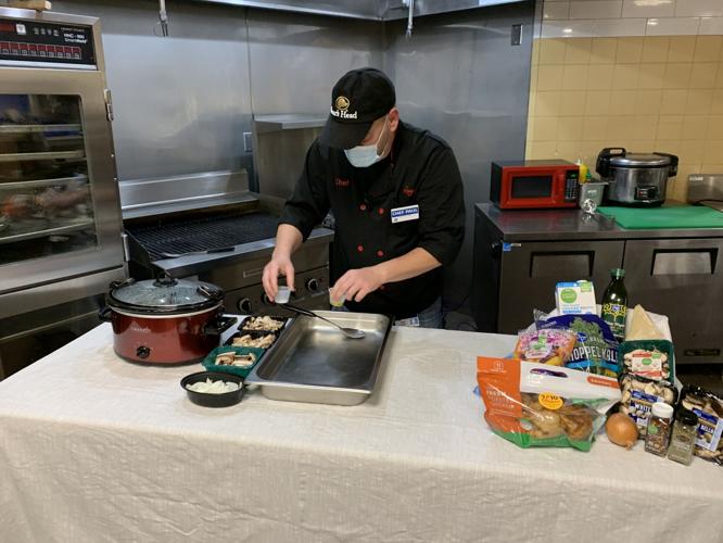 THANKSGIVING RECIPES - CHEF PAUL DOWELL - KROGER KK 11-17-2021 (8).JPG