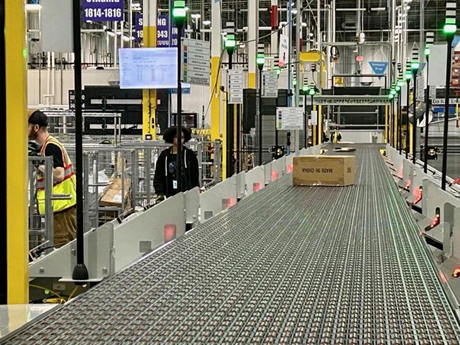 New Louisville Amazon facility