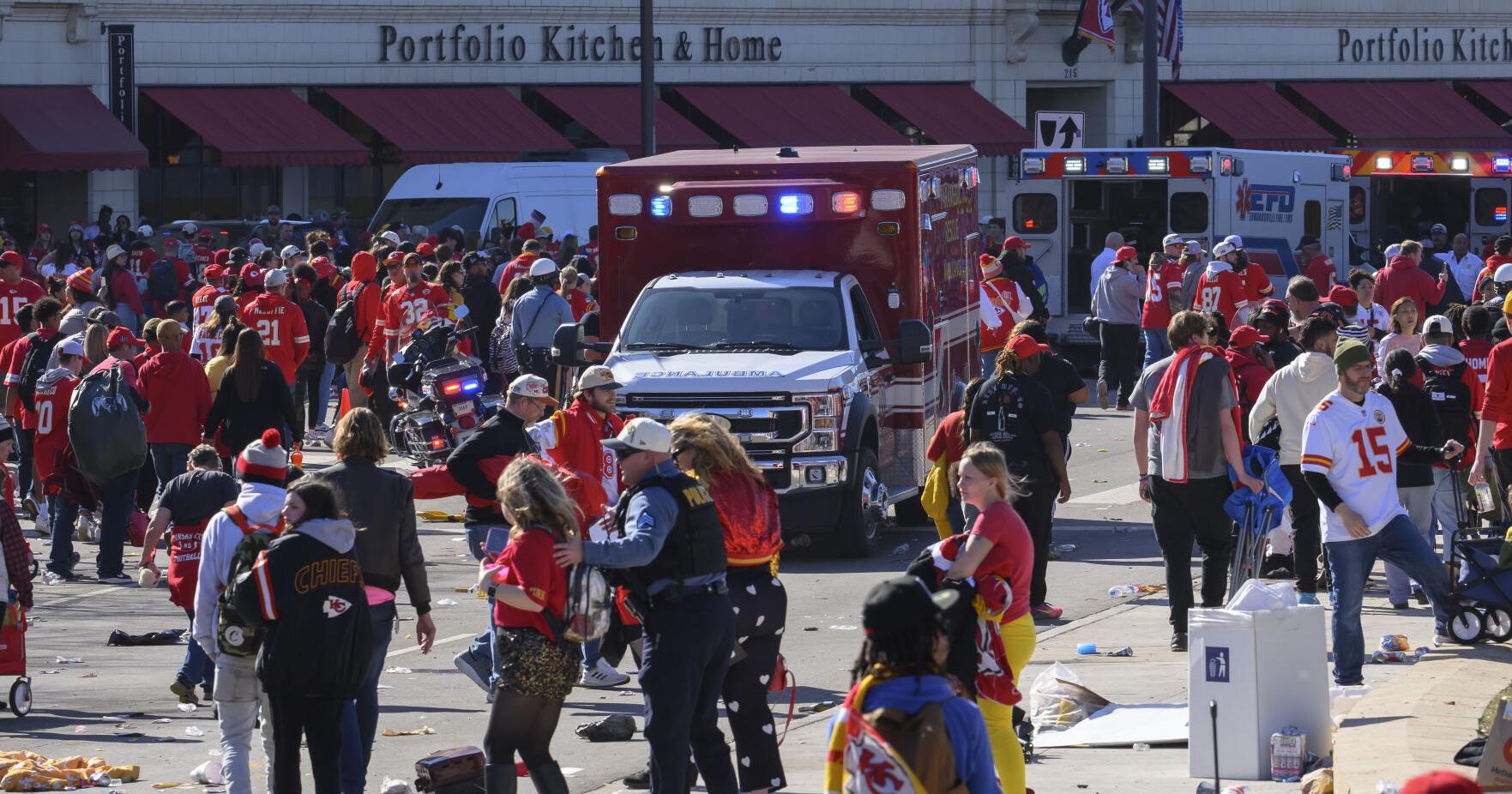 Shooting after Chiefs Super Bowl parade seemed to stem from dispute among several people, police say - Vimarsana News