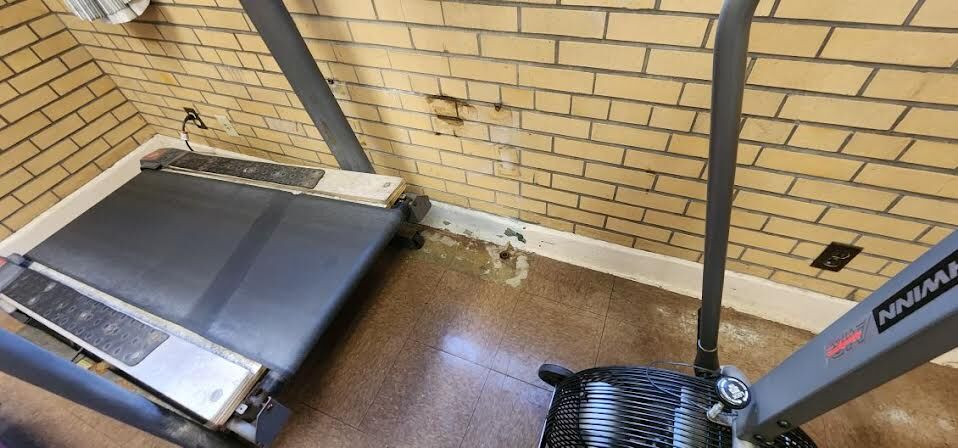 Leaking wall 3rd district quint 9.jpg