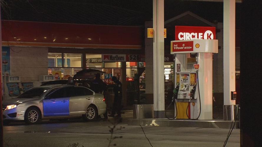 Shepherdsville Road Shooting 11-21-20 (3).jpeg