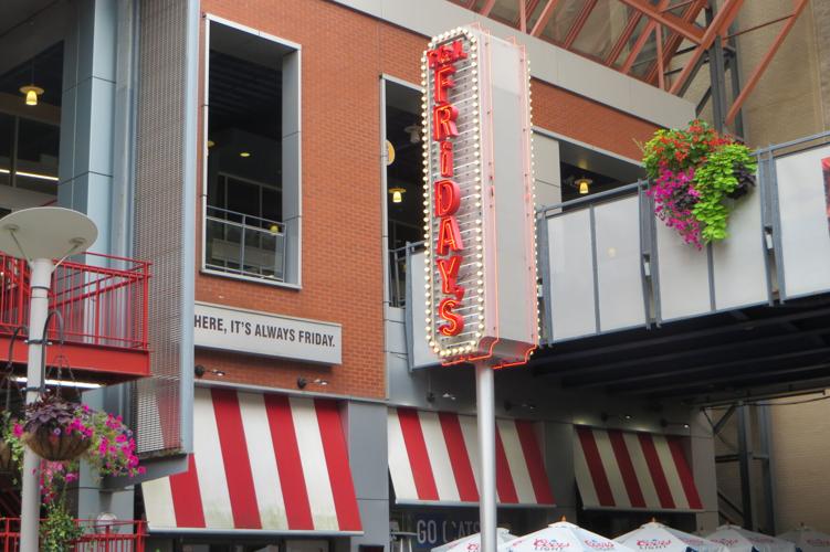 4TH STREET LIVE - TGI Fridays 8-26-2022 - (7).JPG