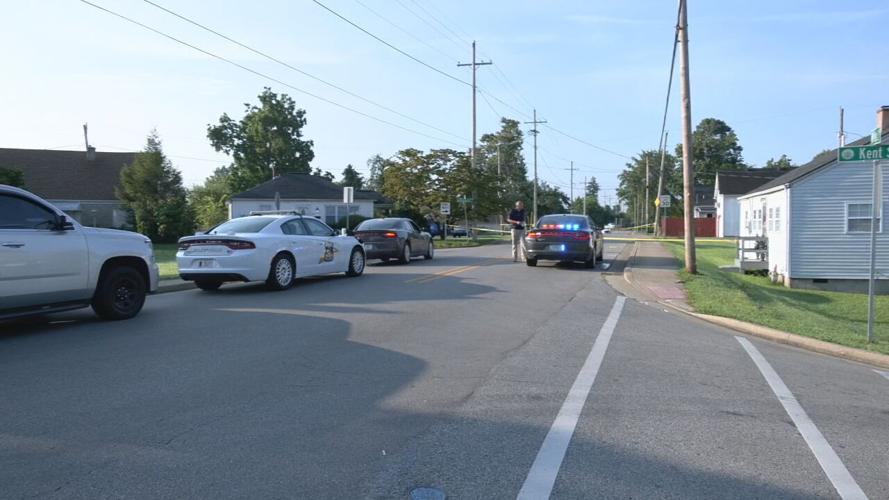 Police investigate after pedestrian struck in New Albany