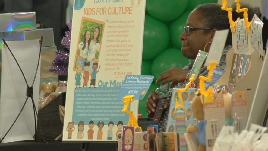 MELANnaire Marketplace Galleria Remix Holiday Shop 11-26-21 (6).jpeg