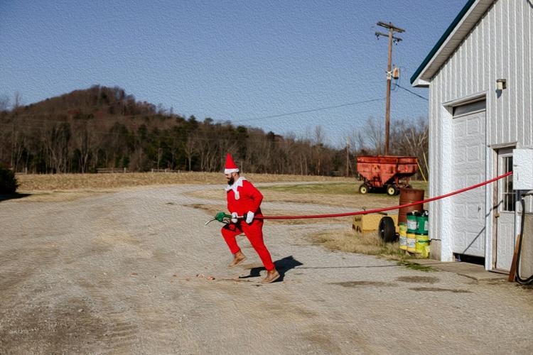 ELF ON THE FARM - AFFINITY FARM 12-22-2023  (12).jpg