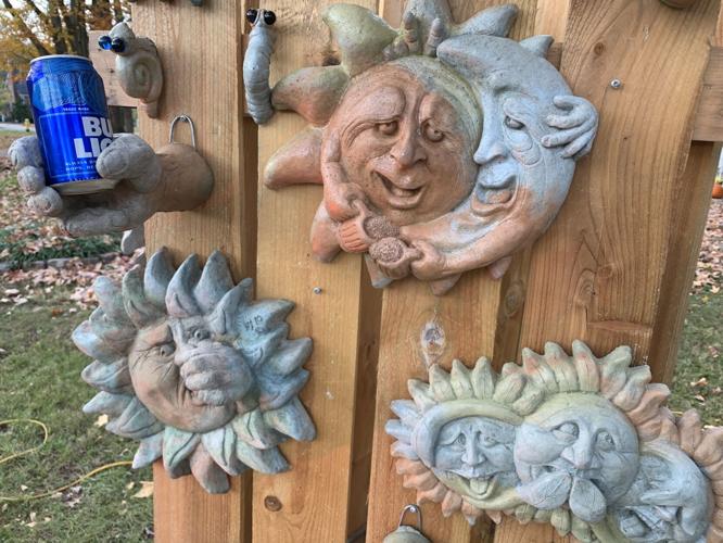 POP UP ART AND YARD SALE - BEECHMONT - KK - 11-5-2020  (9).JPG