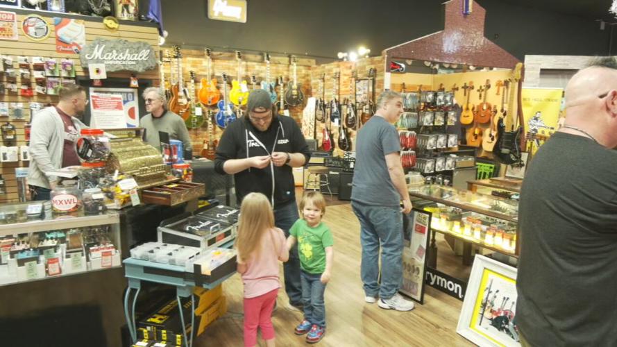Guitar Emporium Maxwells 25th