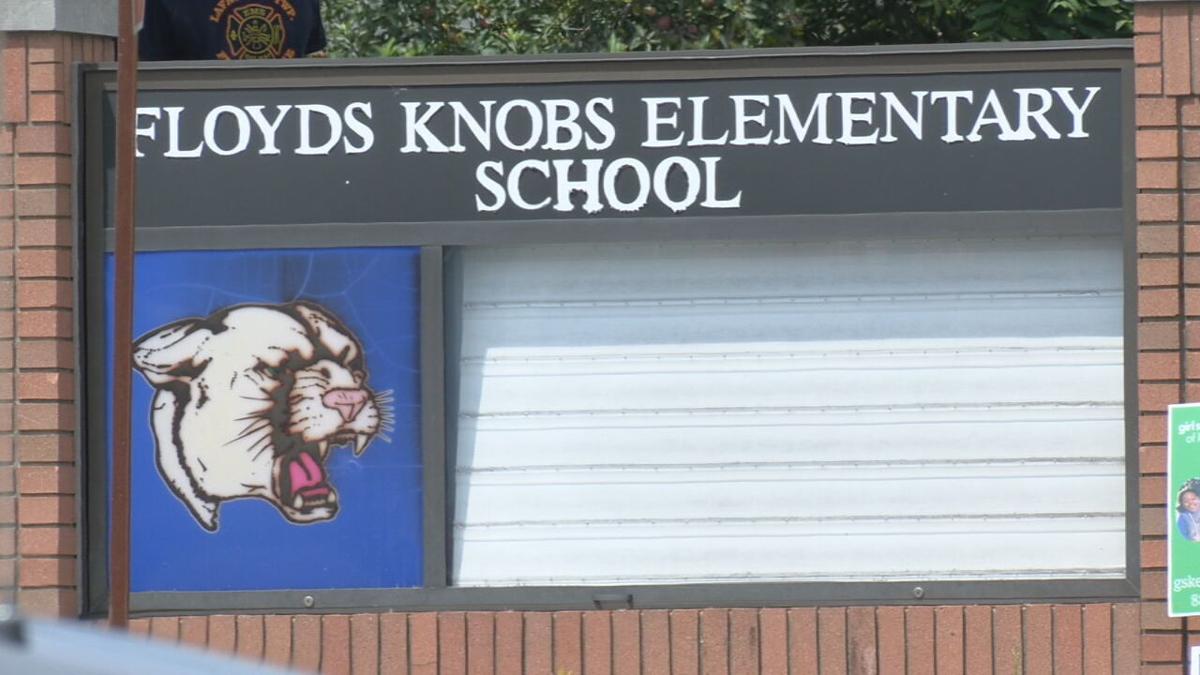 2 hospitalized after headon crash near Floyds Knobs school News