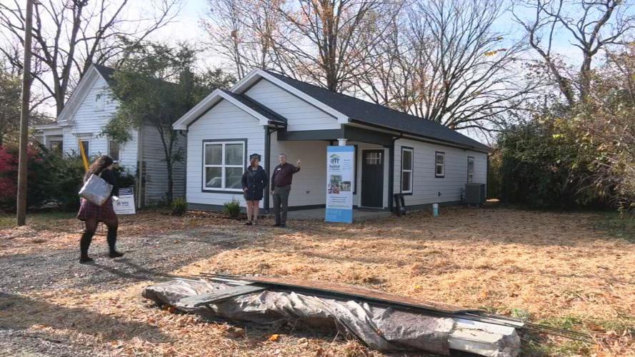 NEW ALBANY HABITAT FOR HUMANITY HOUSE - 11-12-2021 (2).jpeg