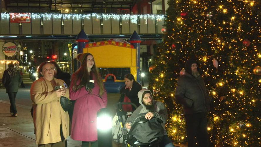 4TH ST MENORAH LIGHTING