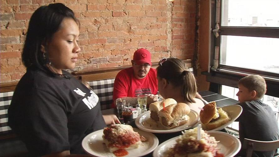 Food service worker (generic)