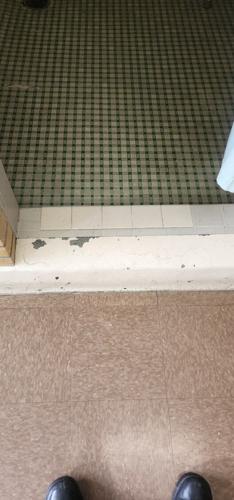 Bathroom 3rd district quint 9.JPG