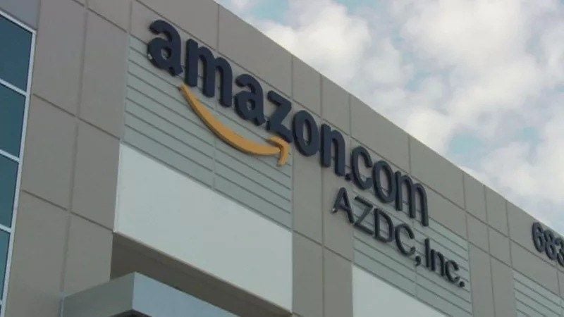 Amazon warehouse in Jeffersonville's River Ridge