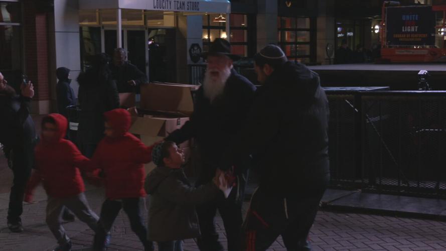 XTRA 4TH ST MENORAH LIGHTING