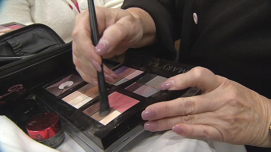 CANCER PATIENTS TREATED TO A DAY OF GLAMOUR  (35).jpg