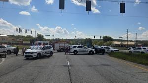 1 dead, 1 injured in Floyd County crash