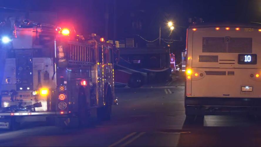 Dixie Highway TARC crash 3-17-22