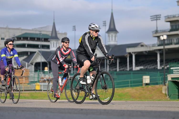 Tour de Lou 2022 (3).jpeg