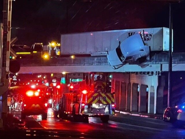 I-65 semi wreck 1-1-21.jpg