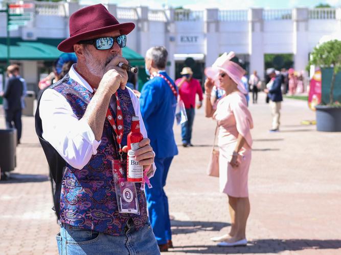 Kentucky Oaks Day 2021-22.jpg