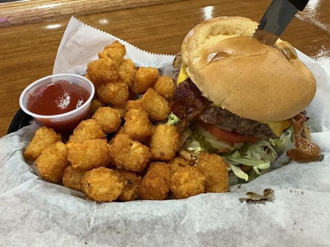 Dagger'z Bar and Grill