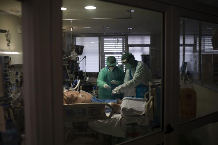 Spain, Barcelona, hospital, COVID-19, coronavirus