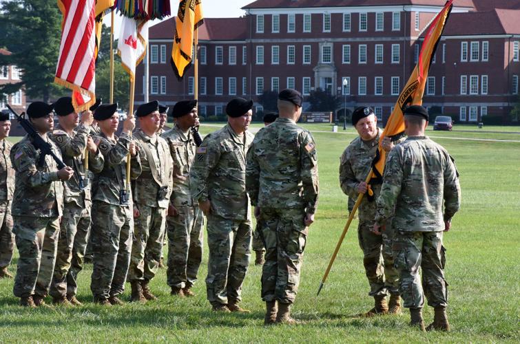 maj-gen-johnny-davis-assumes-command-of-cadet-command-fort-knox-at-aug-3