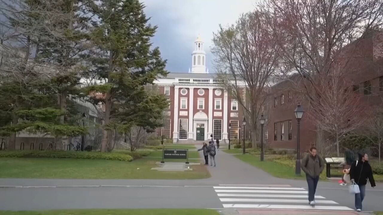 Harvard Responds Strongly as Trump Temporarily Bans Foreign Student Visas