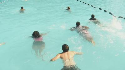 Kids in pool (generic).jpg