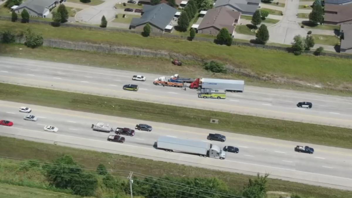 1 person dead after Interstate 65 crash in Shepherdsville News