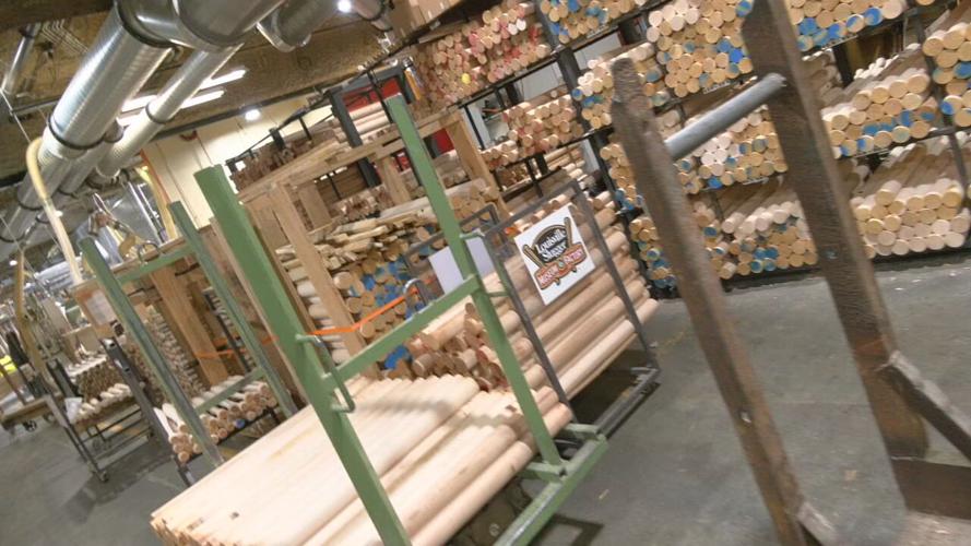 WWII VET SLUGGER MUSEUM