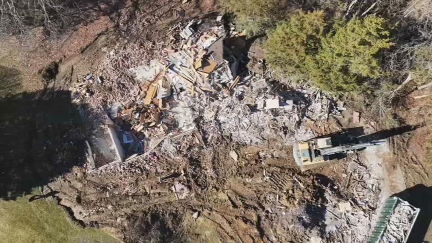 Demolition of sinkhole house in Mt. Washington