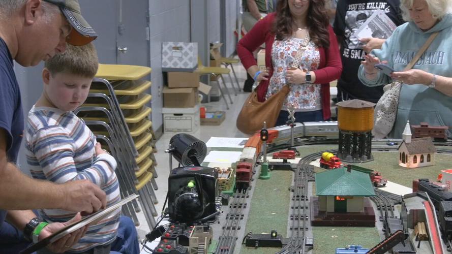 MODEL TRAIN SHOW (2).jpeg