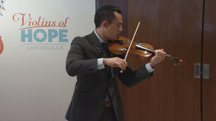 Violins of Hope - Musician Plays