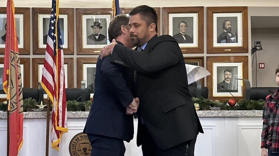 City of Madison, Ind. swears in new police chief - 12.27.23