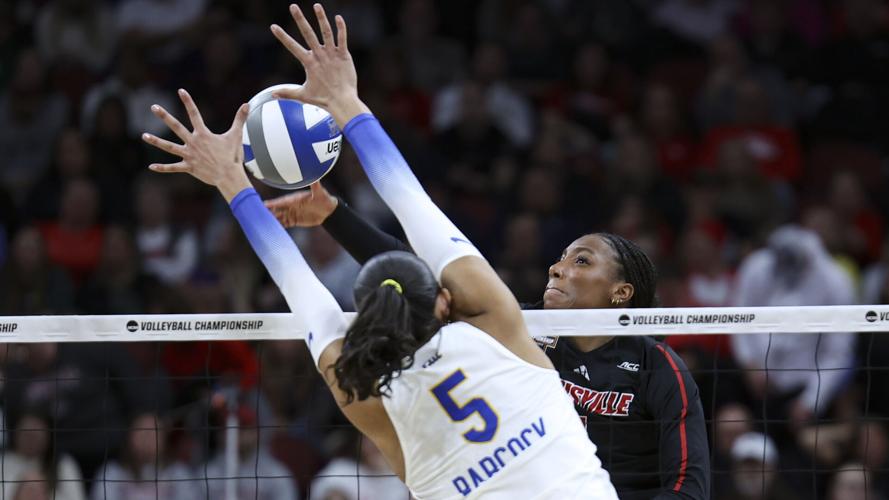 Louisville volleyball Final Four-29.jpg