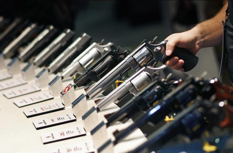 gun shopping 1-19-20 ap.jpeg