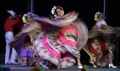 CINCO DE MAYO CELEBRATION - AP FILE.jpg