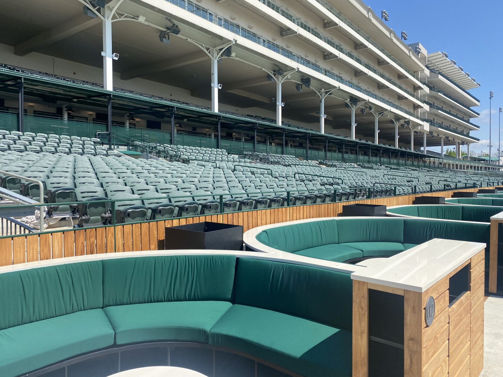 45 million Homestretch Club opens at Churchill Downs in time for